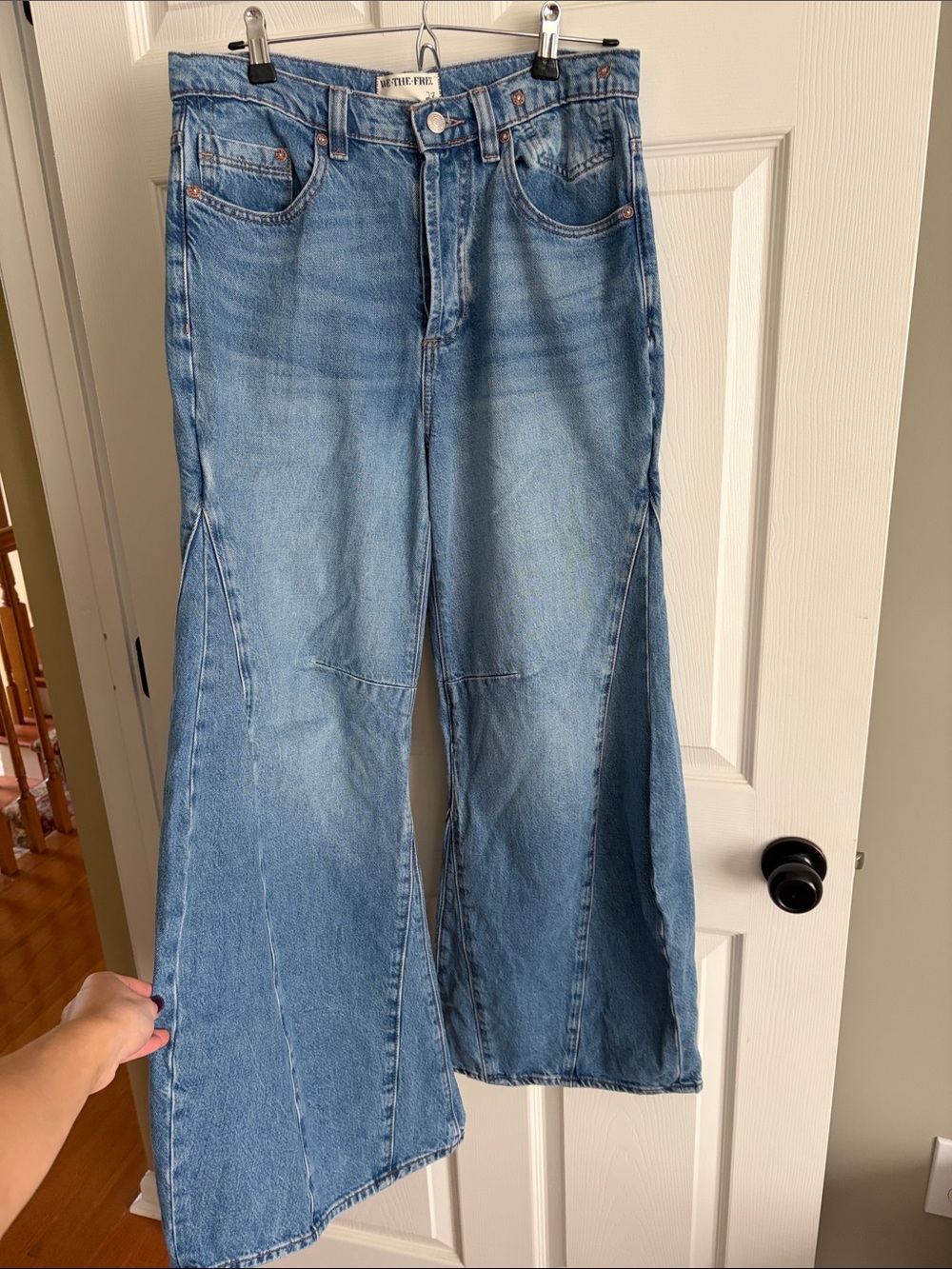 We The Free Barrel Leg Light Blue Flared Wide-Leg Jeans